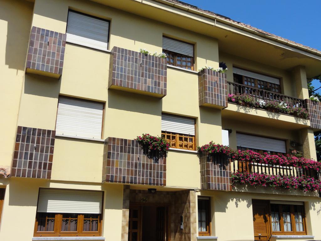 Pension San Jorge Nueva De Llanes Exterior photo