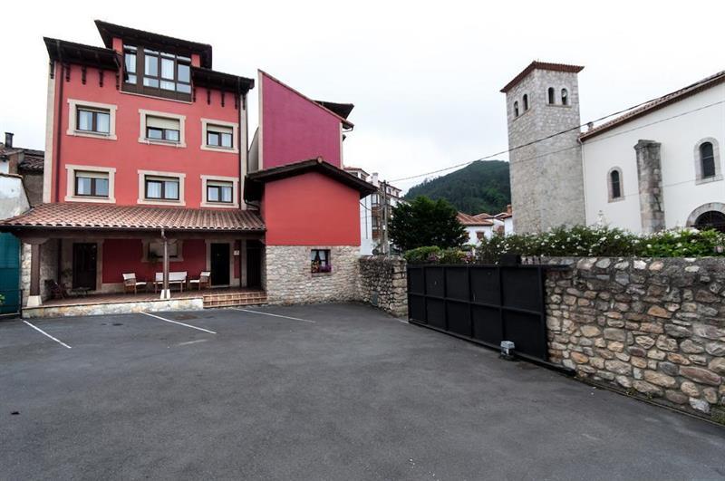 Pension San Jorge Nueva De Llanes Exterior photo