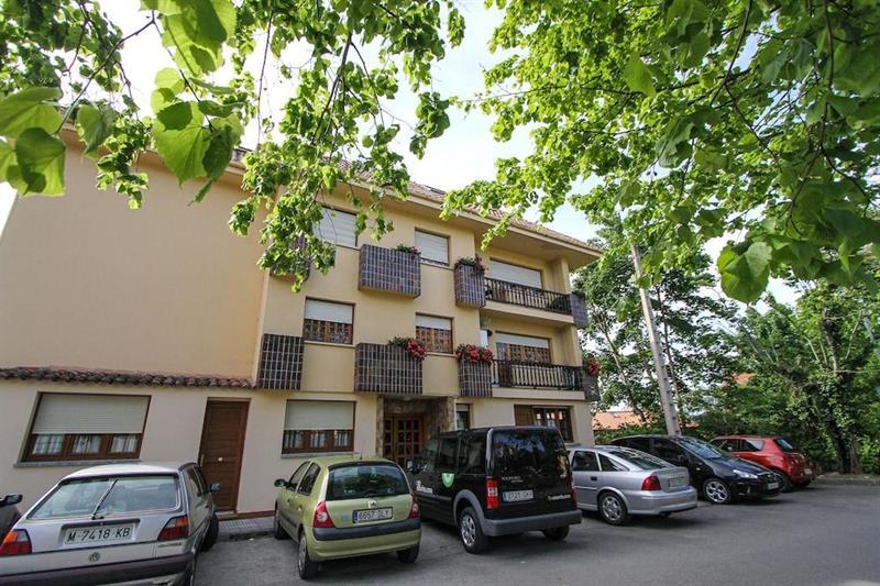Pension San Jorge Nueva De Llanes Exterior photo